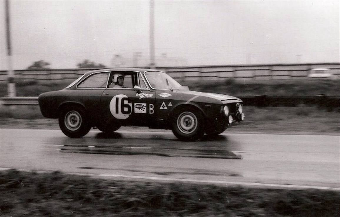 Name:  ALFA%20ROMEO20HO0KWECH%20p_1.jpg
Views: 1185
Size:  167.1 KB