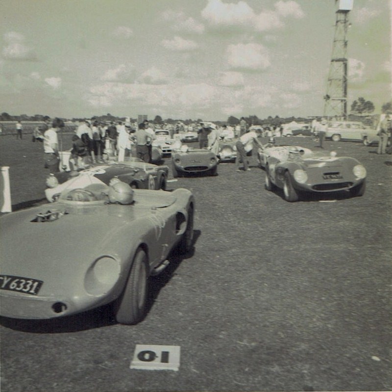 Name:  Pukekohe April 1966 Sports cars Buklers Daimler and others CCI12102015_0002 (800x799).jpg
Views: 1312
Size:  140.2 KB