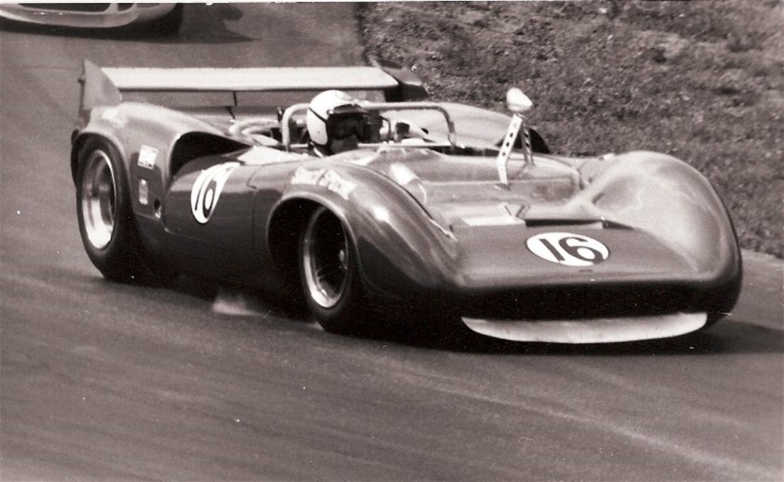 Name:  LOLA%20T-70%20MkIII%20MARK%20%20DONAHUE5.jpg
Views: 1273
Size:  167.4 KB