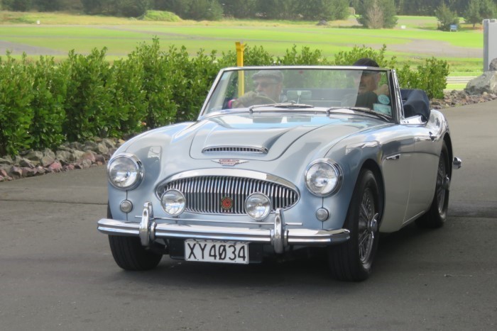 Name:  218_0506_510 Austin Healey.JPG
Views: 817
Size:  96.7 KB