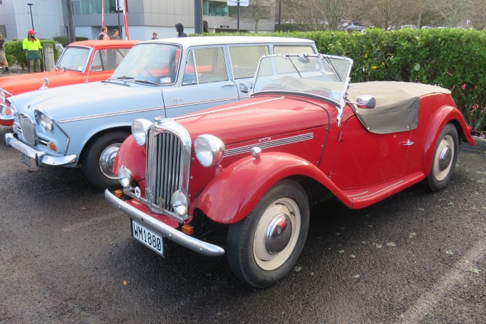 Name:  Sports car Ray Green 218_0624_29.JPG
Views: 685
Size:  130.4 KB