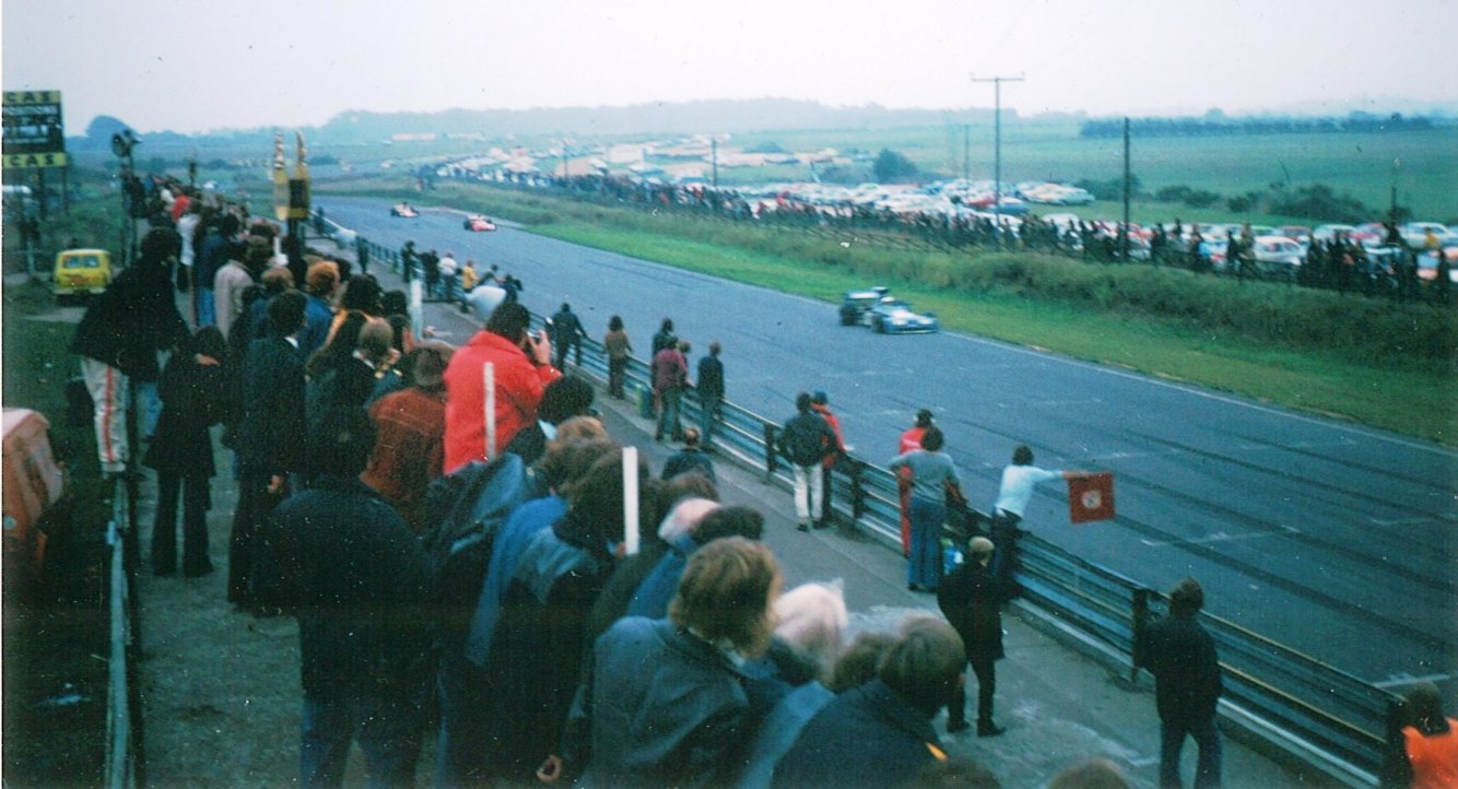 Name:  Snetterton. 1st lap.1973..Tony Dean. jpg.jpg
Views: 509
Size:  174.6 KB