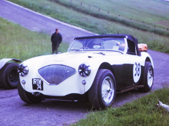 Name:  171_0627_048 Healey.jpg
Views: 683
Size:  89.6 KB