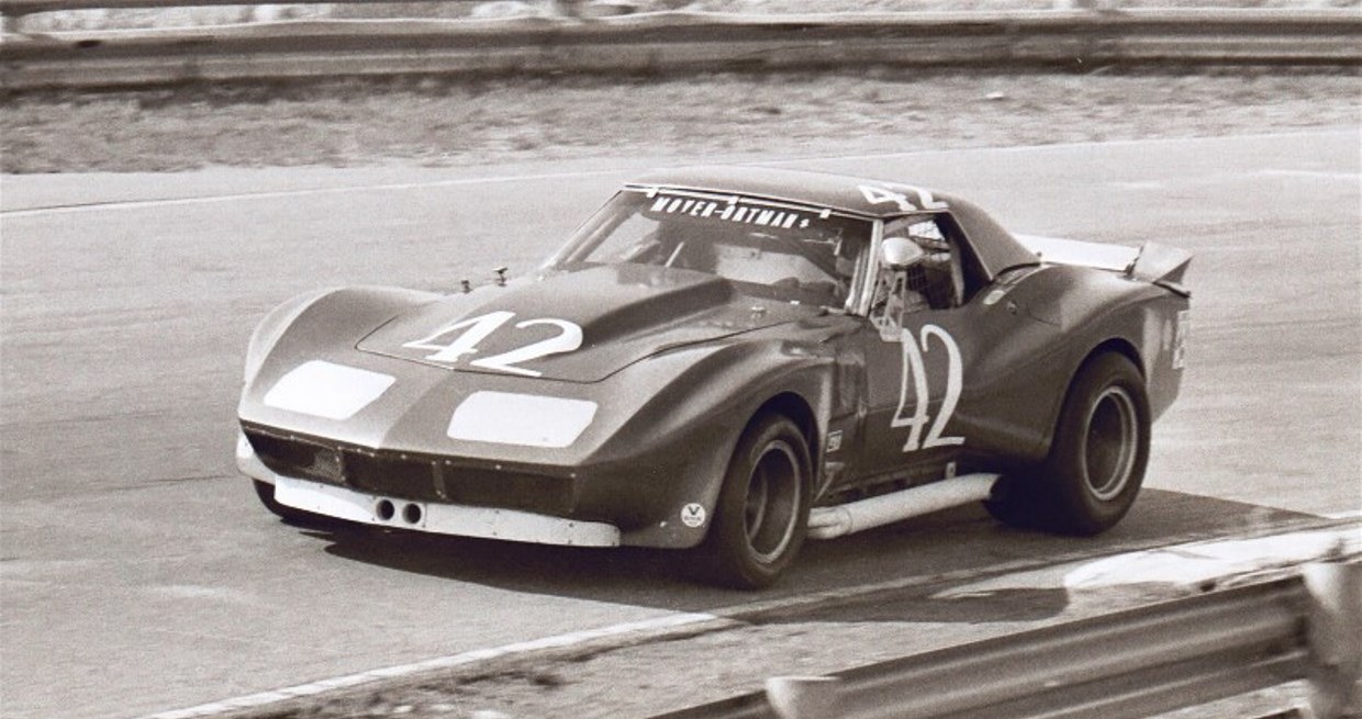 Name:  CHEVROLET%20CORVETTE%20C-3%20RICHARD%20ORTMAN.jpg
Views: 1125
Size:  166.4 KB
