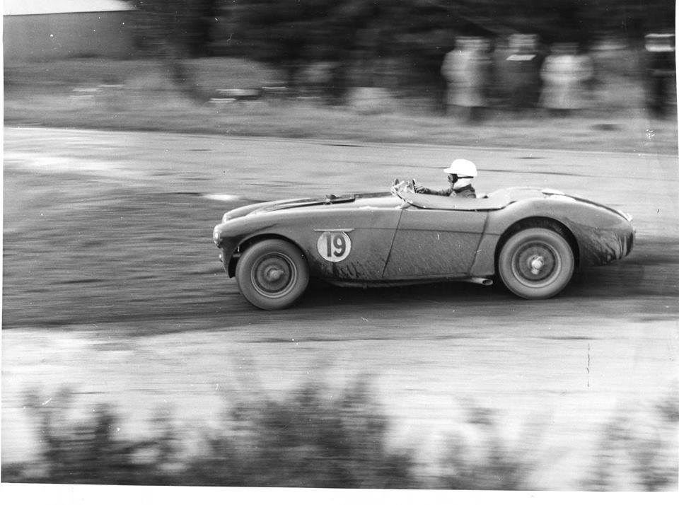 Name:  Motor racing Mairehau #3 AH 100 Keith Roper 1954 cnr Winters Rd Kelvin Brown archives.jpg
Views: 1136
Size:  77.6 KB