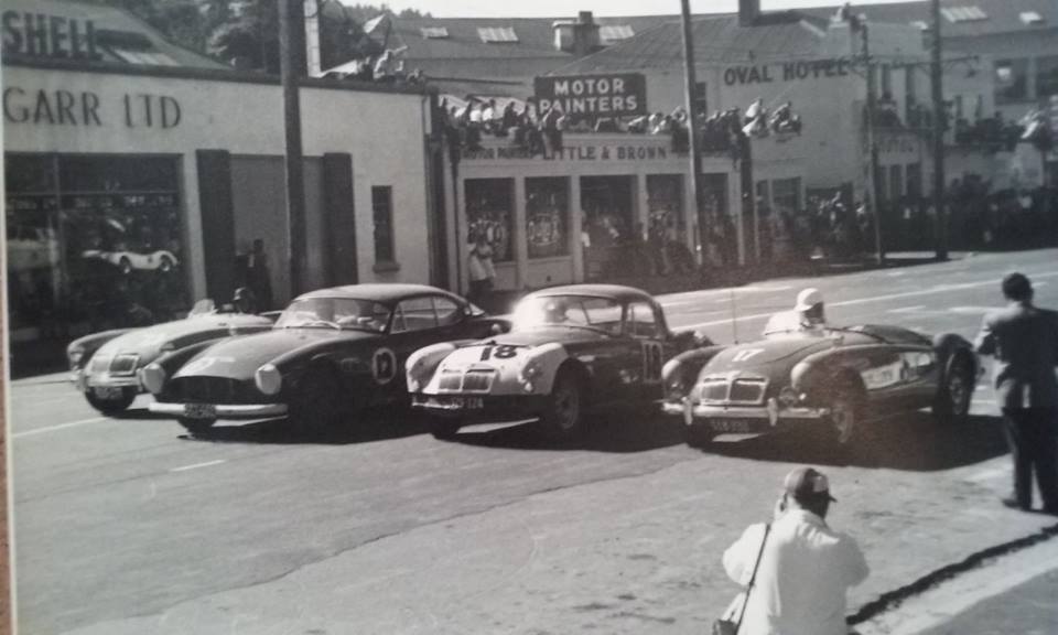 Name:  Motor racing Dunedin #14 1960 Festival Saloon and Sports MGA's and De Joux John Holmes .jpg
Views: 1115
Size:  57.1 KB