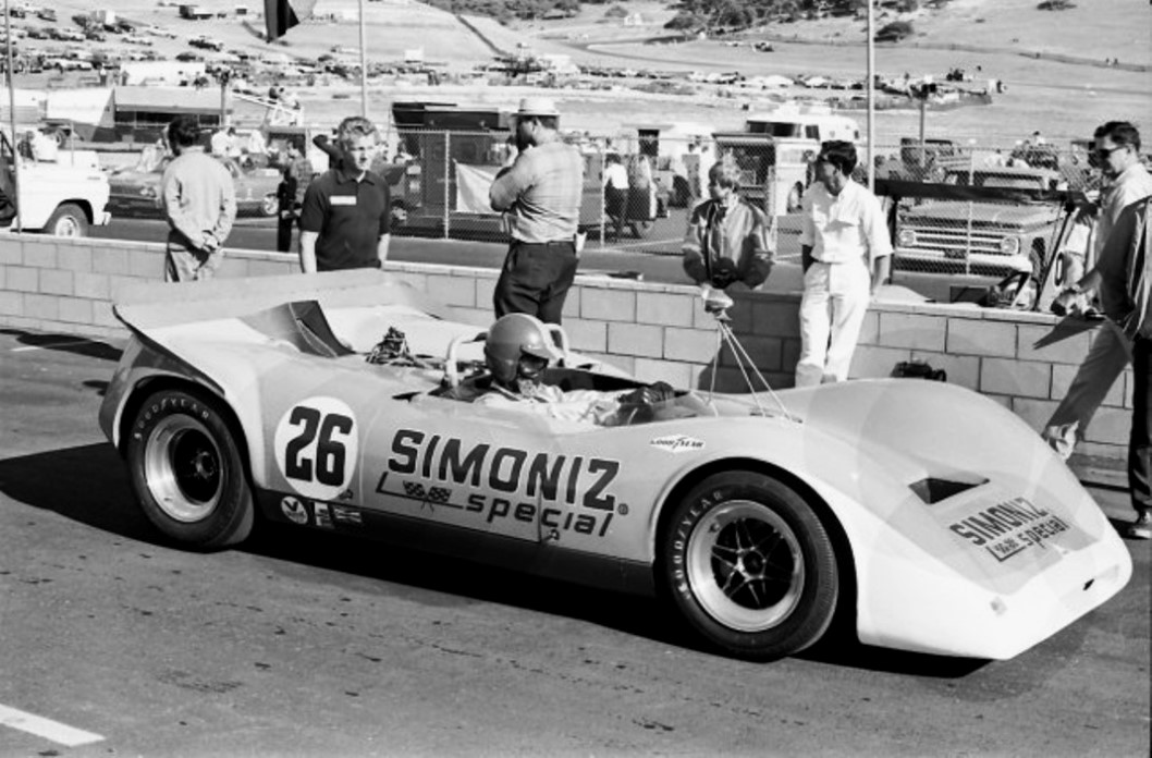 Name:  Skip Scott. Laguna Seca 1968.jpg
Views: 1264
Size:  181.3 KB