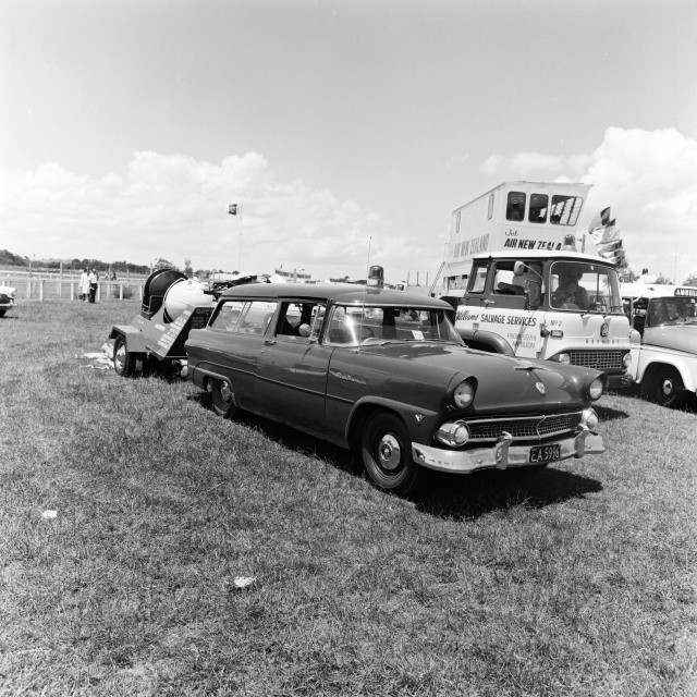 Name:  Cars #70 Ford Ranchwagon Fire Truck - Pukekohe 1960's.jpg
Views: 1634
Size:  134.2 KB