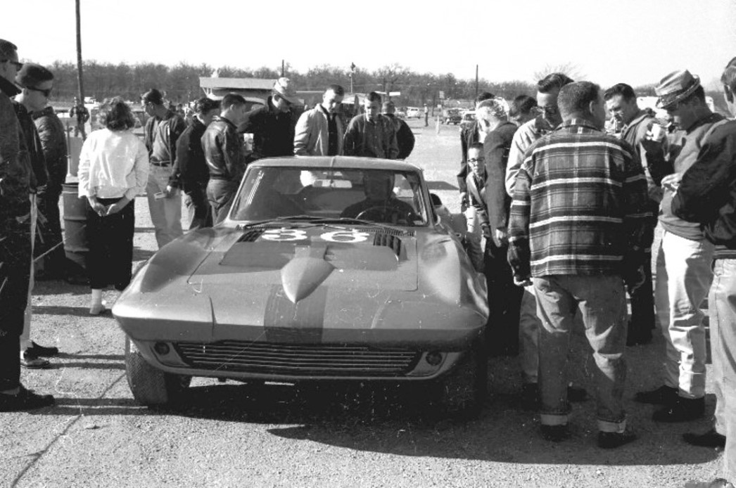 Name:  CORVETTE%20GRAND%20SPORT%20DELMO%20JOHNSON%20p3%20GVR%2064.jpg
Views: 1574
Size:  167.9 KB