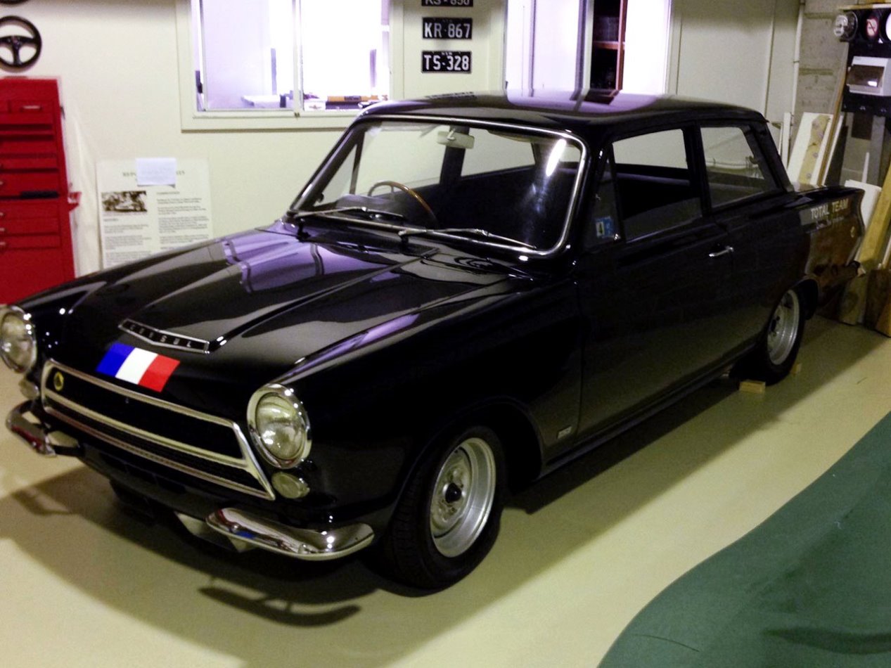Name:  lotus_cortina.jpg
Views: 1527
Size:  167.3 KB