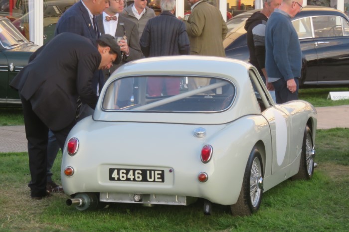 Name:  218_0907_1509 Austin Healey.JPG
Views: 651
Size:  90.4 KB