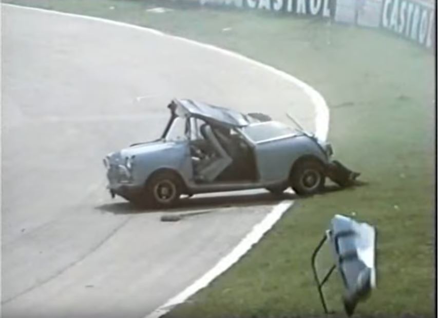 Name:  Mini at crystal.JPG
Views: 925
Size:  42.7 KB