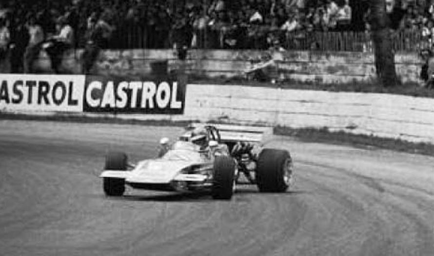 Name:  Peterson at the North Tower corner. 1971.jpg
Views: 938
Size:  57.9 KB