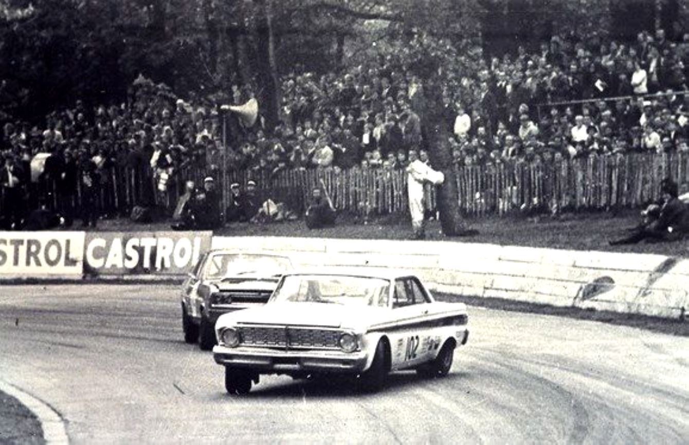 Name:  Ford%20Falcon%20at%20Crystal%20Palace%20in%20British%20Saloon%20Car%20Championship.jpg
Views: 1057
Size:  180.8 KB