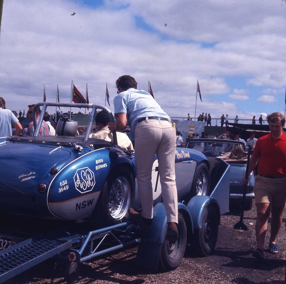 Name:  Motor racing Australia #13 Ross Bond AH 3000 Calder Park 1968 Larry Varley .jpg
Views: 887
Size:  138.9 KB