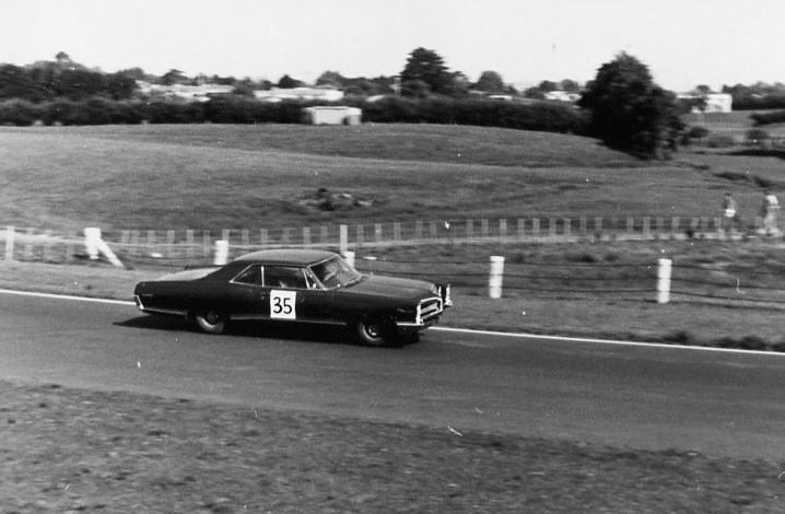 Name:  Cars #90 Pukekohe February 1967 - Alistair McLeod Wairapapa C.C.  Group 1 7-litre Pontiac. won t.jpg
Views: 1321
Size:  46.3 KB