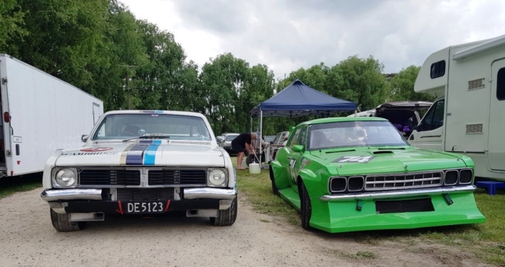 Name:  Monaro and Victor # 74.jpg
Views: 1231
Size:  146.2 KB