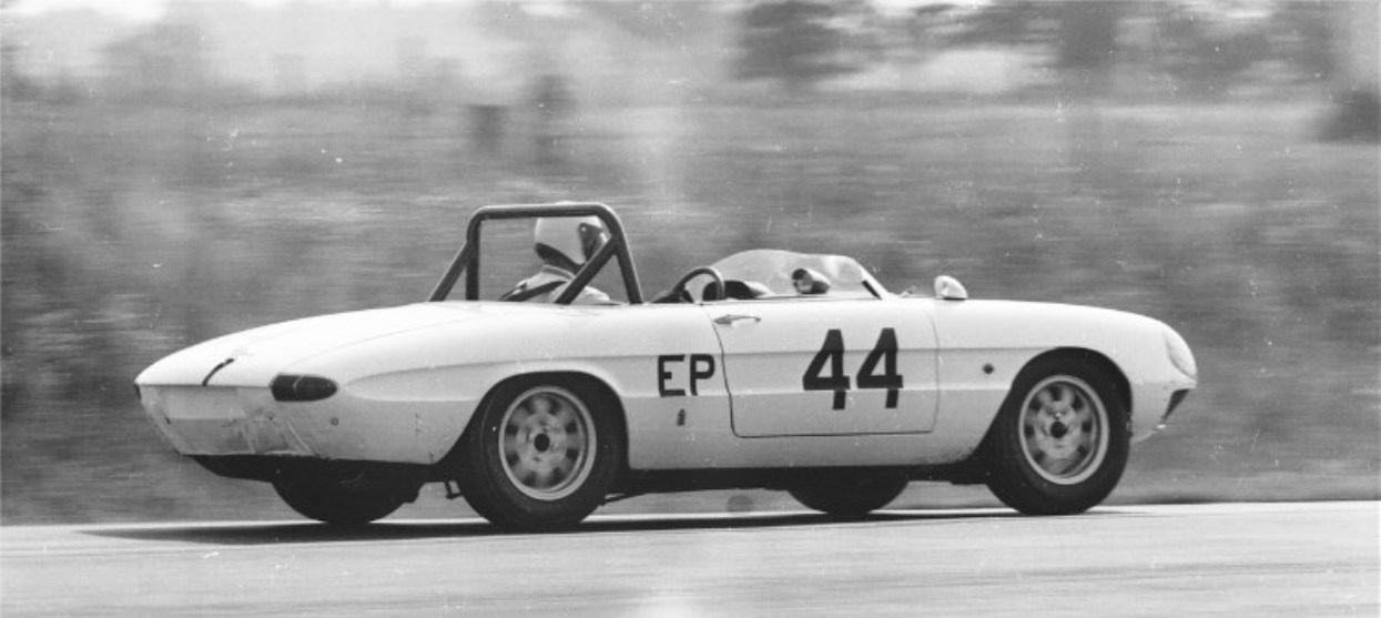 Name:  ALFA%20ROMEO%20DUETTO%20HARRY%20KILLIAN.jpg
Views: 1446
Size:  95.3 KB