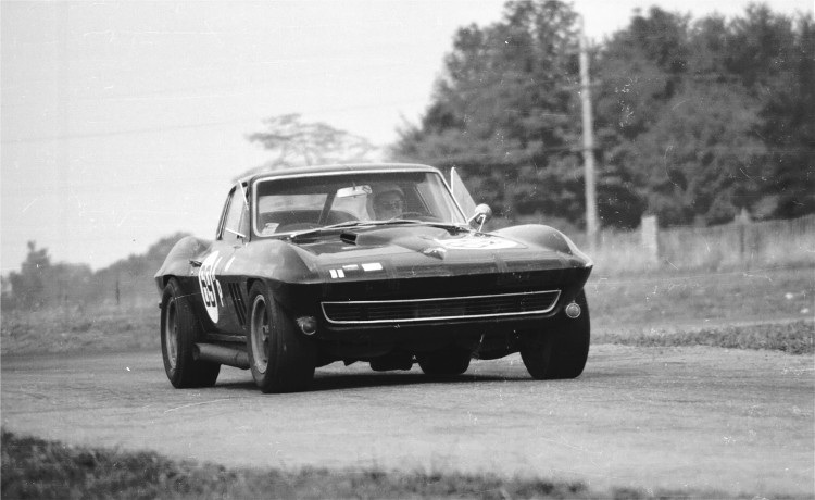 Name:  CORVETTE%20STINGRAYBILL%20SCHUMACHER.jpg
Views: 1607
Size:  71.8 KB
