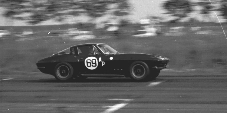 Name:  CORVETTE%20STINGRY%20WILLIAM%20SCHUMACHER2.jpg
Views: 1385
Size:  58.0 KB