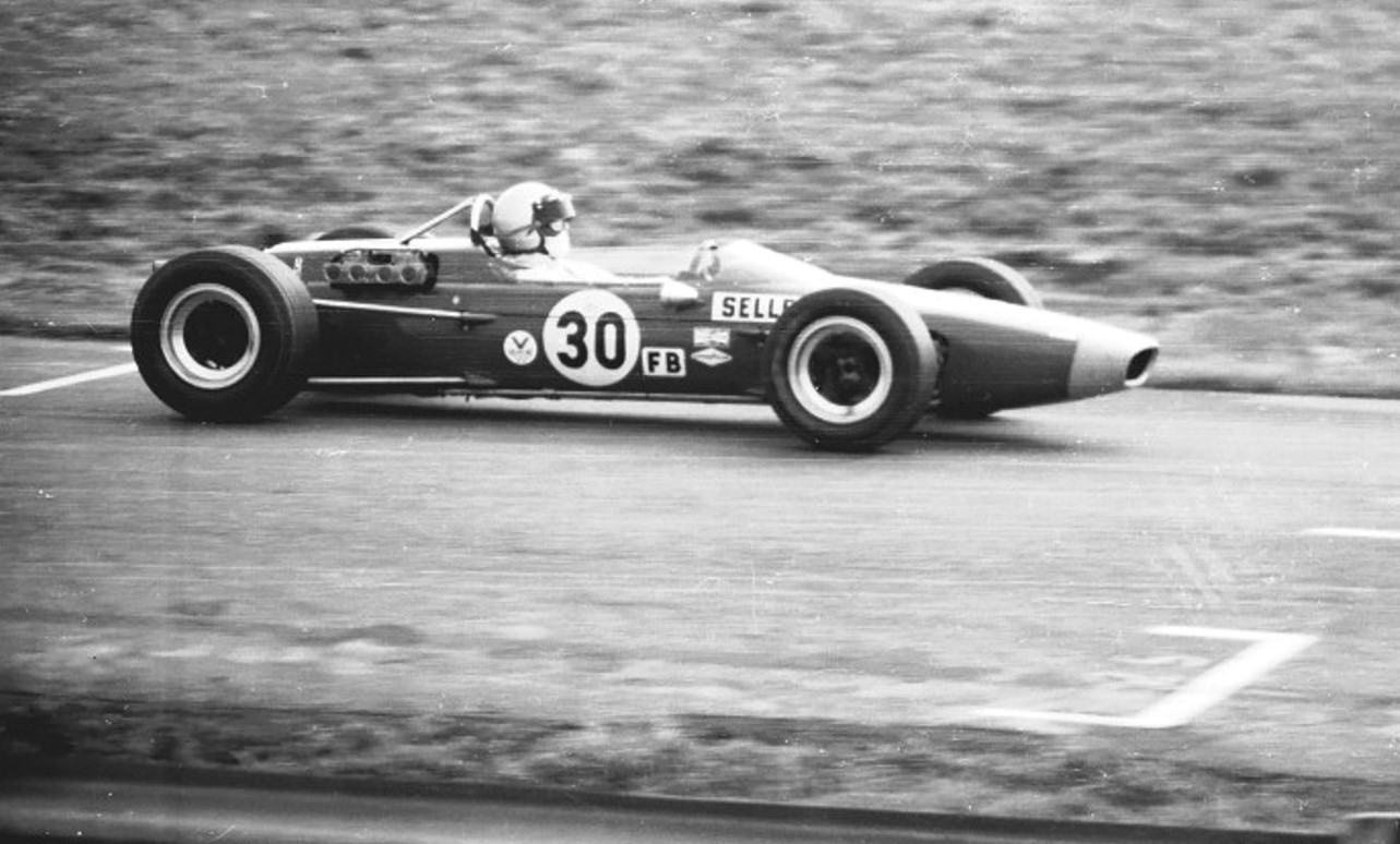 Name:  B McLAREN M4BMARTIN SELLERS3.jpg
Views: 1260
Size:  178.7 KB