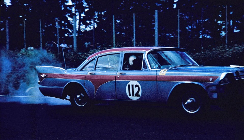 Name:  De Soto C Lumsden #5 1964 Pukekohe racing Chrome wires Alan Boyle .jpg
Views: 752
Size:  150.9 KB