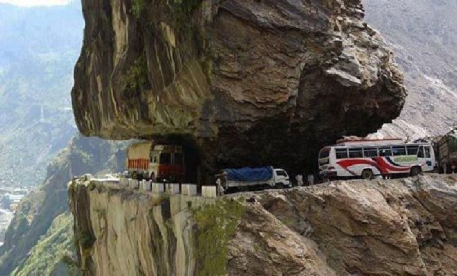 Name:  On the bus, a real cliff hanger.jpg
Views: 3104
Size:  146.5 KB