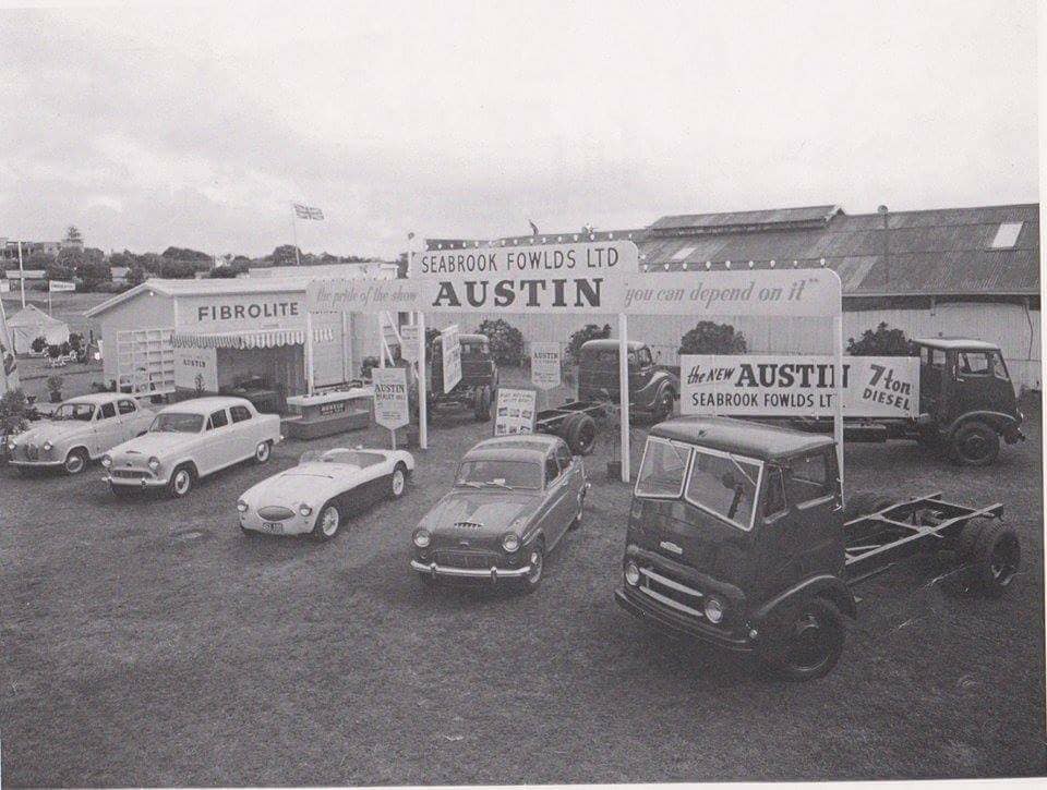 Name:  AH 100S #54 100S and Austins Sebrook Fowlds display 1955 ! .jpg
Views: 897
Size:  87.2 KB