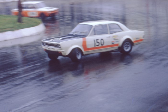 Name:  170_0726_694a Vauxhall.jpg
Views: 898
Size:  58.2 KB