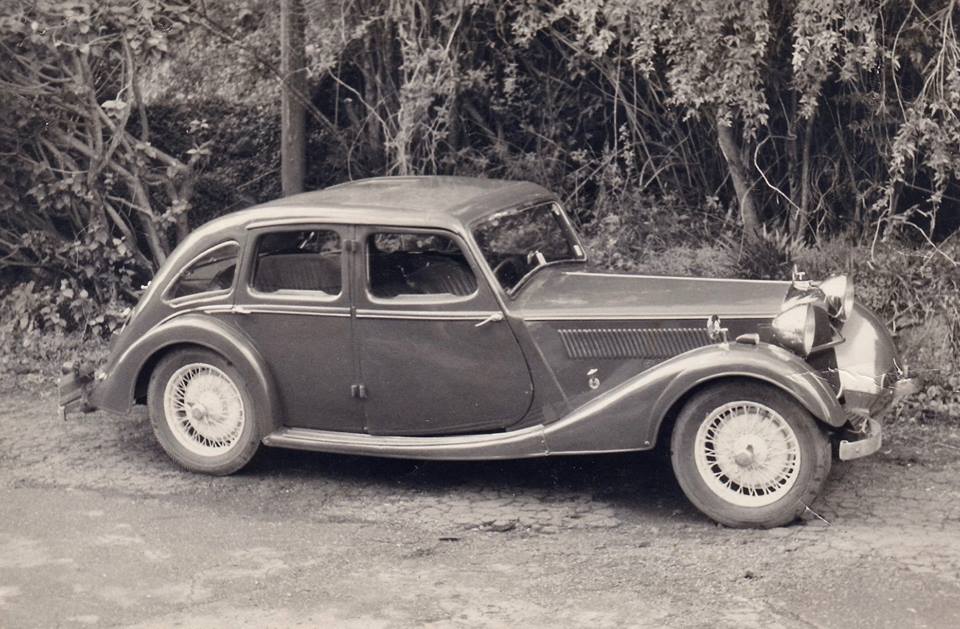 Name:  Bryan Harris archives #1 1936 Riley Kestrel 1.5 litre .jpg
Views: 652
Size:  103.8 KB