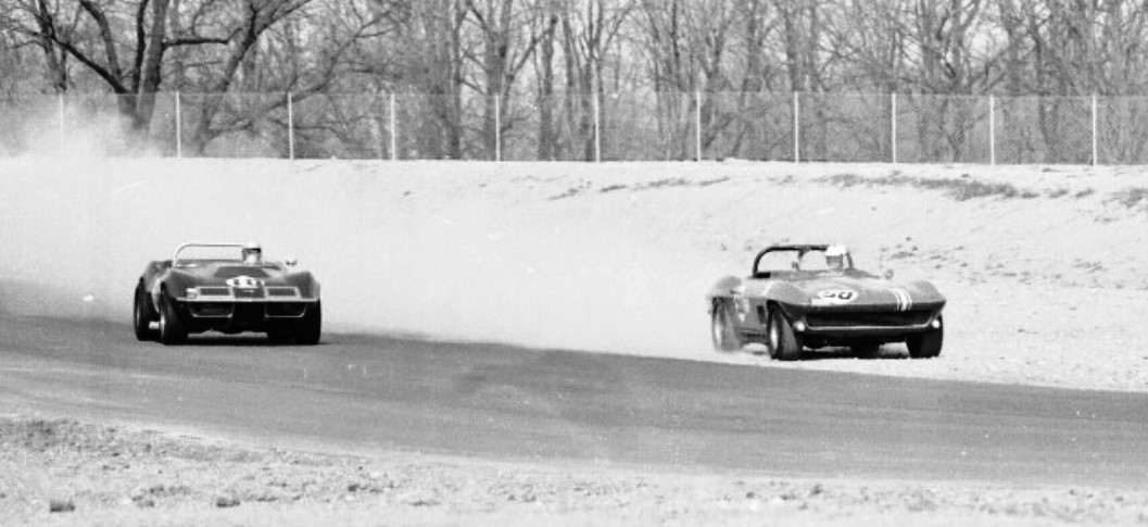 Name:  CORVETTES9.jpg
Views: 1366
Size:  103.9 KB
