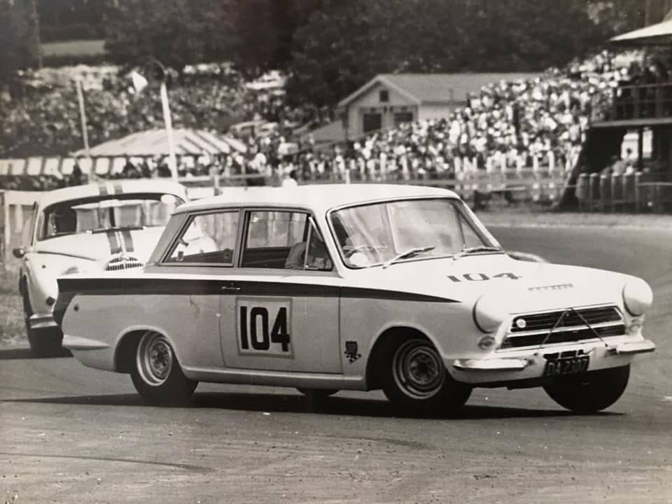 Name:  Pukekohe 1965 #18 Saloon field 1965 Fahey Jane Steve Twist Jack Inwood pic.jpg
Views: 1738
Size:  66.0 KB