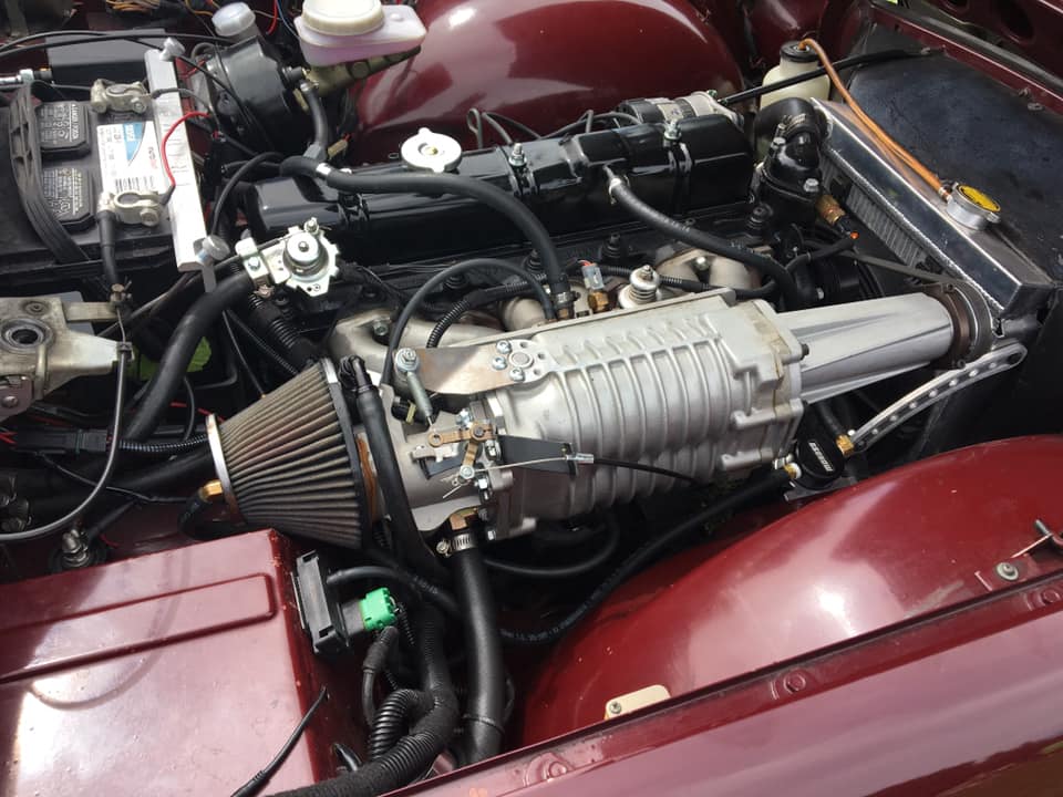Name:  Cars #144 TR6 supercharged ABD Los Angeles Mel Hildebrandt photos .jpg
Views: 373
Size:  81.1 KB