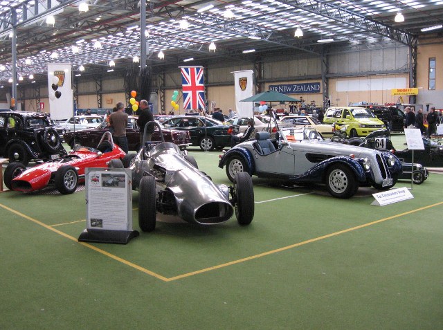 Name:  Jim Bennett Furi Cars #50 Dunedin 2010 JB838c (640x477) (2).jpg
Views: 1655
Size:  136.5 KB