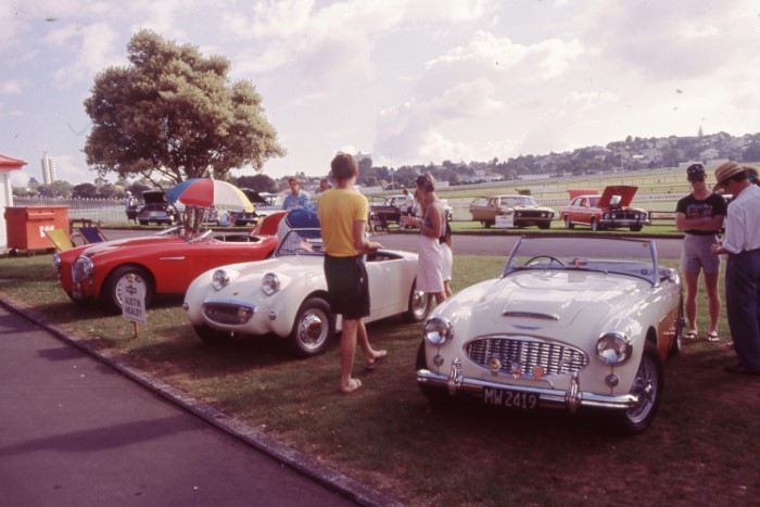 Name:  191_0210_726 Austin Healey.jpg
Views: 1046
Size:  88.6 KB