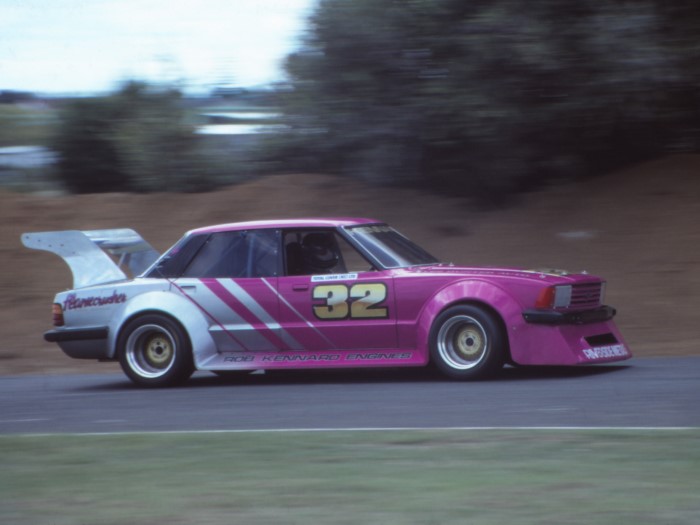 Name:  187_0201_610 Ford.jpg
Views: 900
Size:  66.2 KB