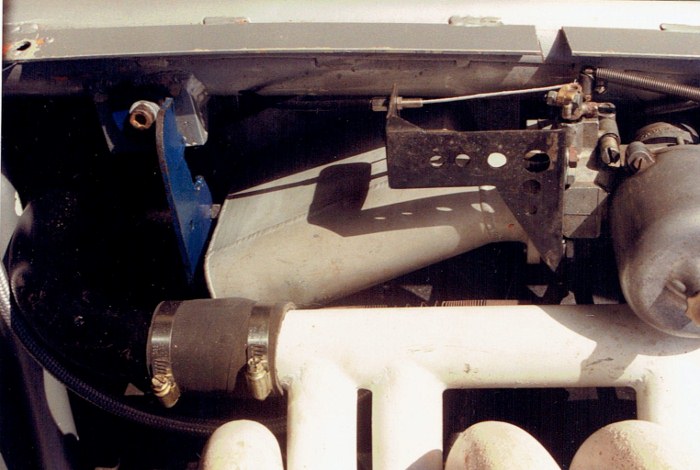Name:  Engines RA Vanguard #3 Mike Courtney 1990 CCI20072016_0002 (700x470).jpg
Views: 3212
Size:  96.5 KB