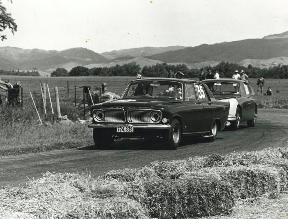 Name:  Motor Racing Renwick #22 1963 Ernie Sprague Zephyr Ray Archibald Jaguar Marlborough CC archives.jpg
Views: 848
Size:  105.8 KB