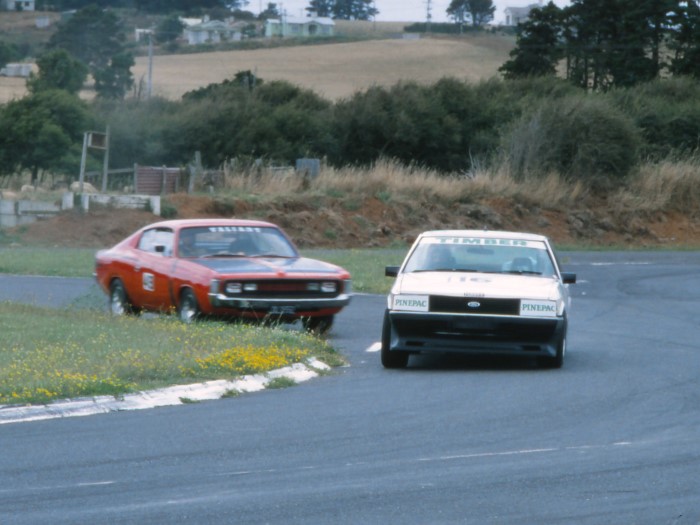 Name:  183_0206_686a Ford.JPG
Views: 1849
Size:  77.3 KB