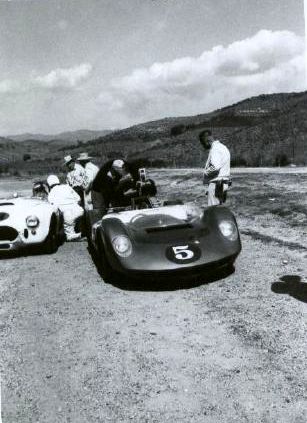Name:  mclaren and bob drake.jpg
Views: 3106
Size:  30.5 KB