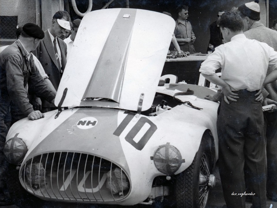 Name:  AH 100 #194 Nash Healey race #10 1953 Le Mans race K Stelk archives .jpg
Views: 2928
Size:  153.1 KB