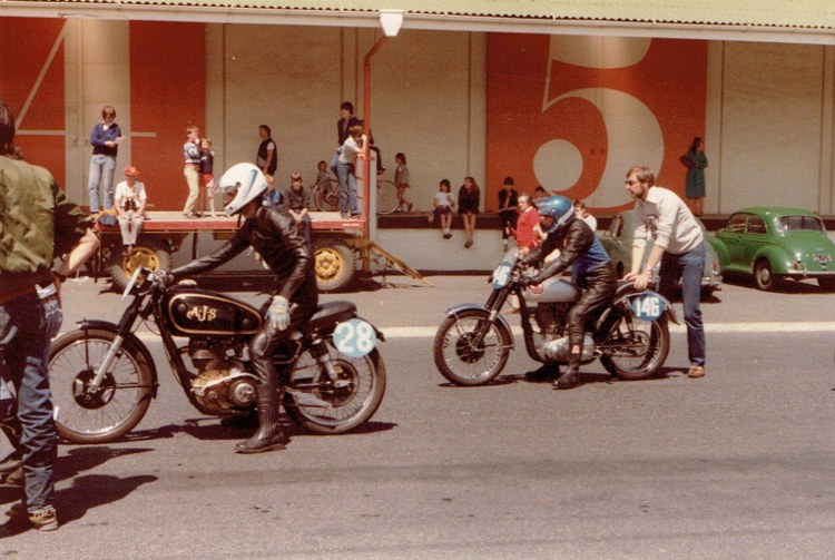 Name:  Dunedin Festival 1984 #99 B Motorcyles #1, CCI08102015 (750x503).jpg
Views: 1507
Size:  129.2 KB