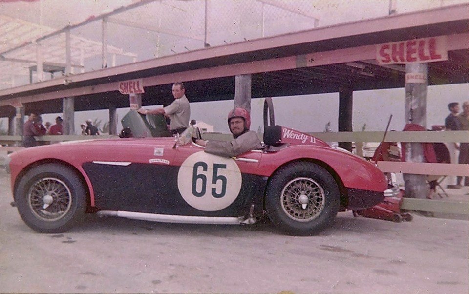 Name:  AH 100 #149 Healey - Corvette Forrest Dana 1960 Nassau Trophy Race  Pieter Bakker archives.jpg
Views: 2447
Size:  165.8 KB