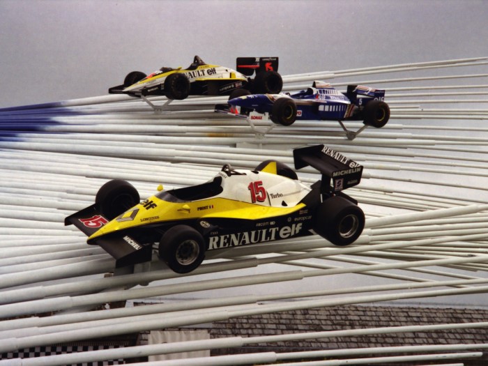 Name:  202_0712_202 Renault.jpg
Views: 1118
Size:  113.2 KB