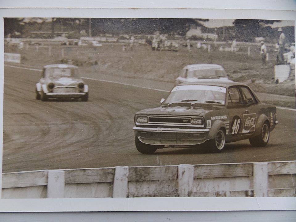 Name:  Pukekohe 1971 #34 Viva GT Coca Cola Alan Boyle Alan Boyle.jpg
Views: 1409
Size:  100.1 KB