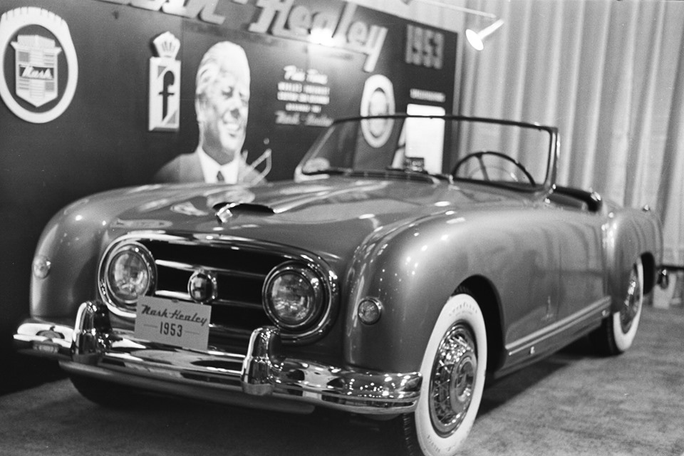 Name:  AH 100 #212 Nash Healey 1953 Motor Show K Stelk archives .jpg
Views: 4131
Size:  131.9 KB