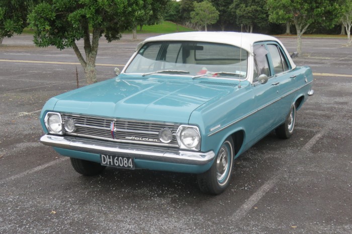 Name:  219_0428_02 Holden.JPG
Views: 1423
Size:  119.4 KB