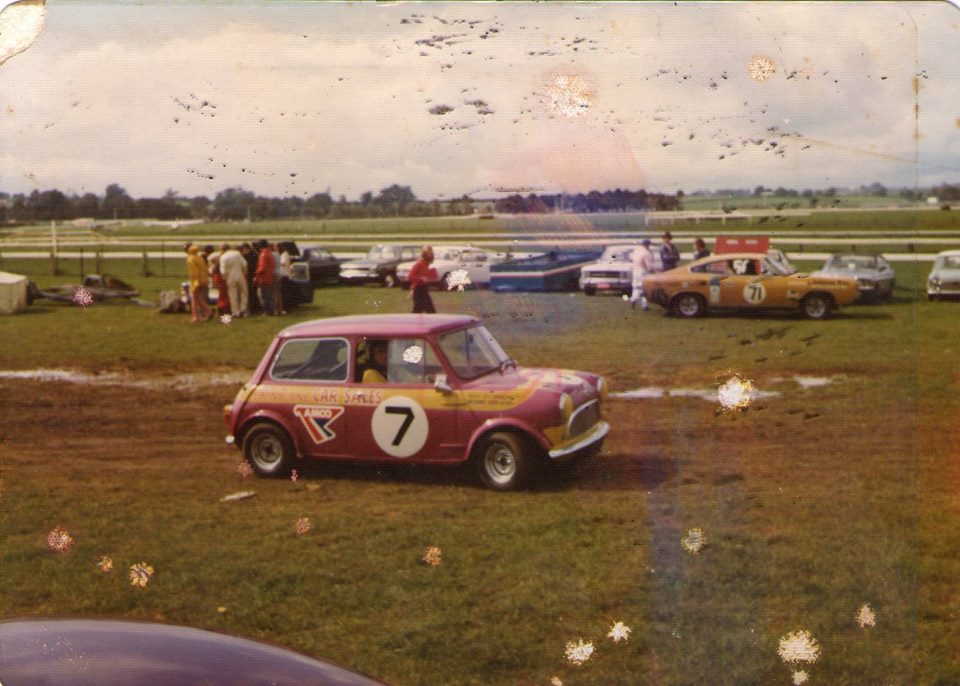 Name:  Pukekohe 1973 #51 Mini 7 Derek Haynes 1976 Martin Haynes .jpg
Views: 1557
Size:  105.3 KB