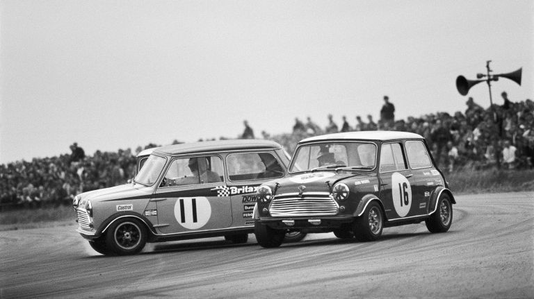 Name:  Mini Cooper racing in the 60s.jpg
Views: 845
Size:  50.4 KB