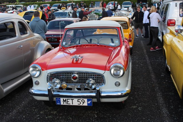 Name:  C and C #81 Austin Metropolitan July 2018 2018_07_25_0429 (28) (640x427).jpg
Views: 1299
Size:  119.6 KB